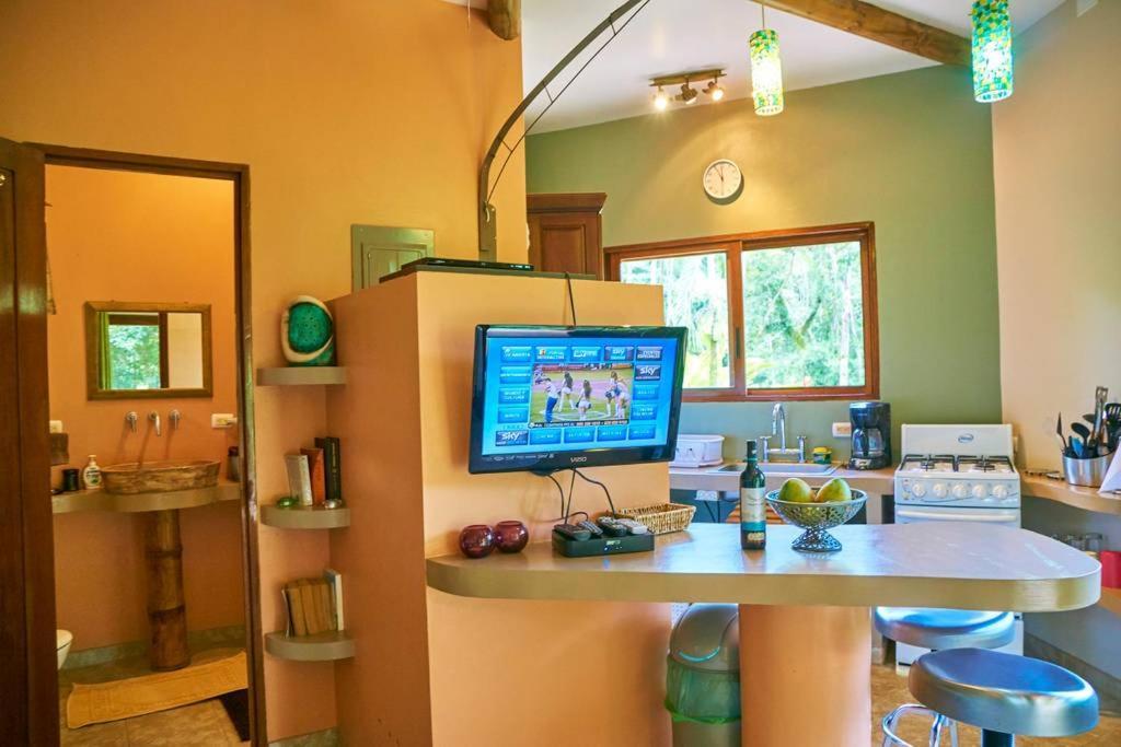 Bed and Breakfast Manoas Uvita Exterior foto